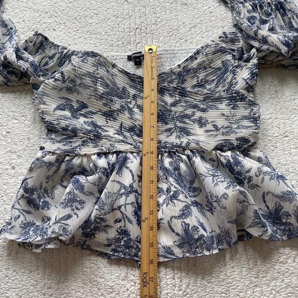 Express Off The Shoulder Top Women's L Blue Floral Balloon Sleeves Pleated - Picture 10 of 10